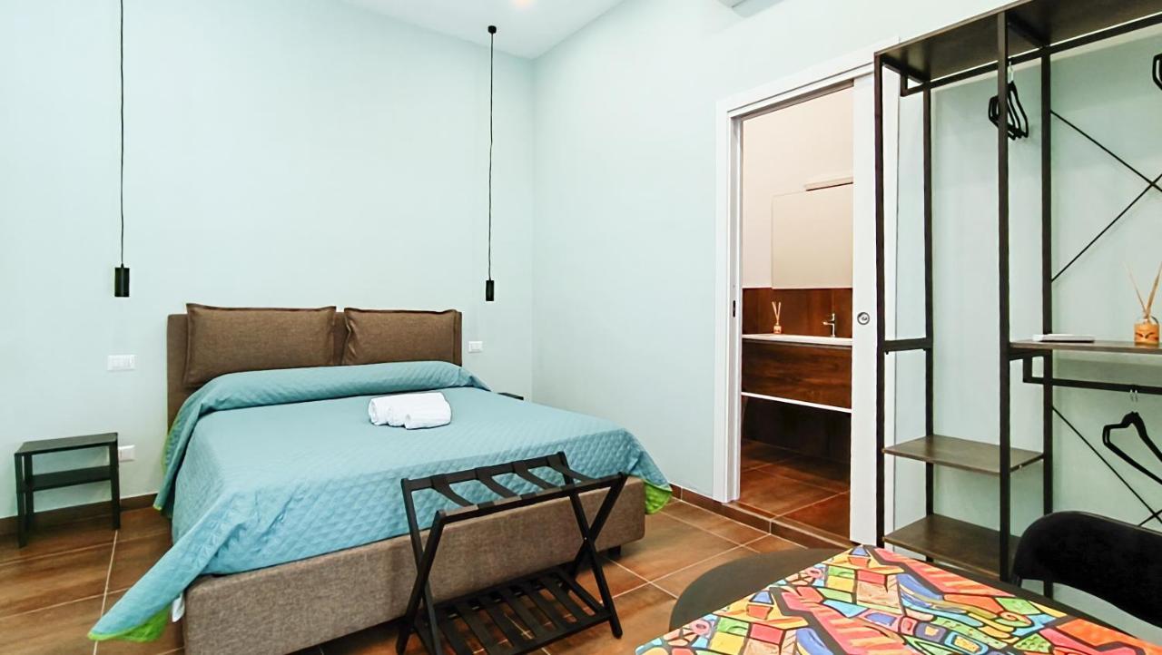 Bed and Breakfast Casa Calu Castel Sant'Elmo Neapol Exteriér fotografie